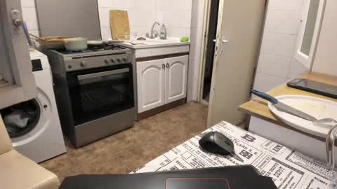 menu  below online show from September 2025 05:57:02 PM