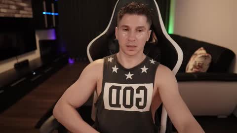 Dorian Reyes online show from February 2025 03:58:02 AM