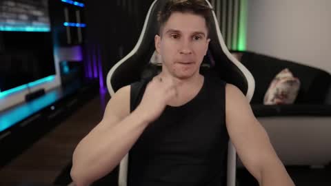 Dorian Reyes online show from February 2025 01:25:02 AM