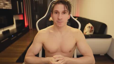 Dorian Reyes online show from February 2026 02:02:02 AM