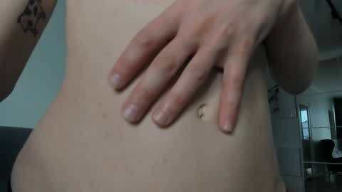 dormineaa online show from May 2026 03:45:02 AM