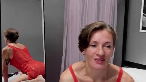 Snapshot of dorothy_meyer chatting on June 2026 02:38:01 AM Dorothy Next stream on Monday at 3am-9am online show from June 2026 02:38:01 AM