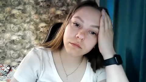 Snapshot of dorrie_ann chatting on May 2026 04:18:01 AM Dorrie Ann online show from May 2026 04:18:01 AM