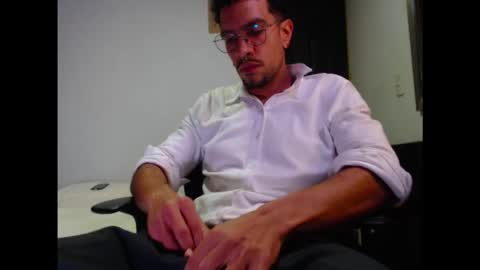 will online show from November 2025 04:43:02 AM