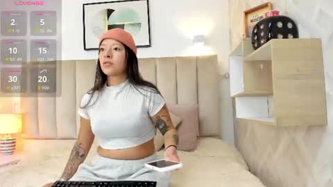 Snapshot of double_temptatiion_ chatting on June 2026 07:27:02 PM Vall Lufan online show from June 2026 07:27:02 PM