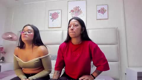 Snapshot of double_temptatiion_ chatting on July 2026 07:30:01 PM Vall Lufan online show from July 2026 07:30:01 PM