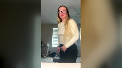 Snapshot of doubleddee22 chatting on March 2026 06:22:02 PM doubleddee22 online show from March 2026 06:22:02 PM