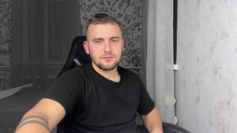 douglas_666 online show from October 2025 07:19:02 PM