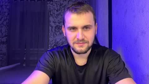 douglas_666 online show from January 2026 10:14:02 PM