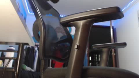 douglas_drake online show from February 2025 06:39:01 AM