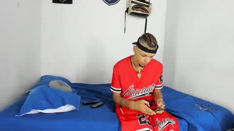 douglas_gallegos online show from December 2025 06:02:01 PM