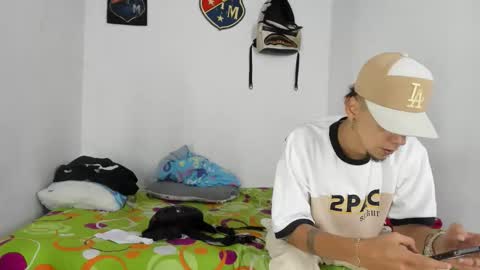 Snapshot of douglas_gallegos chatting on January 2026 01:09:02 AM douglas_gallegos online show from January 2026 01:09:02 AM