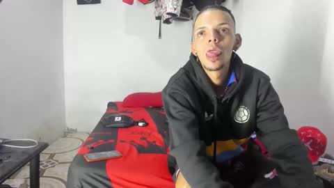 Snapshot of douglas_gallegos chatting on April 2026 05:38:02 AM douglas_gallegos online show from April 2026 05:38:02 AM