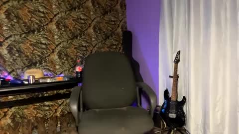 MrPirated online show from December 2024 03:44:01 AM