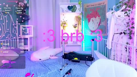 Snapshot of draculaura_ chatting on February 2025 03:19:01 AM Draculaura online show from February 2025 03:19:01 AM