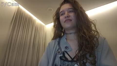 Snapshot of draculina69 chatting on July 2026 05:25:01 AM draculina69 online show from July 2026 05:25:01 AM