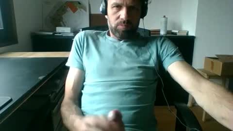 dragonflyy83 online show from November 2025 08:03:01 AM