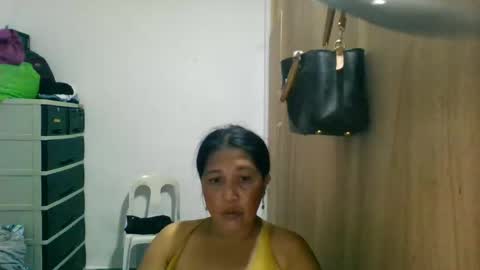 Snapshot of dragonlady402 chatting on February 2026 10:38:01 AM Dragon Lady online show from February 2026 10:38:01 AM