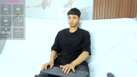 Snapshot of drake_and_zara chatting on July 2026 01:04:01 PM Drake and Zara online show from July 2026 01:04:01 PM