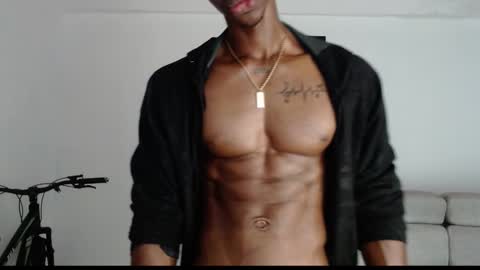 Drake 23 online show from March 2026 04:42:01 PM