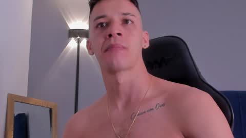 drake_carter1 online show from January 2025 11:55:02 PM