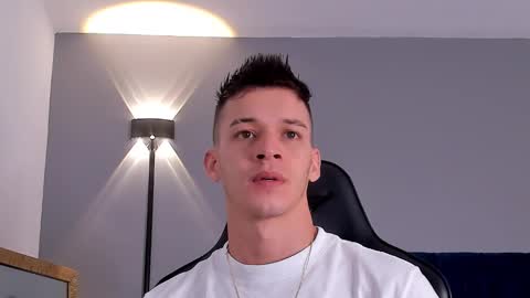 drake_carter1 online show from February 2025 03:21:01 AM