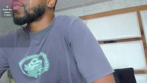 ---Drake--- online show from October 2025 04:59:02 PM