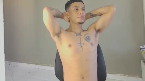 Snapshot of drake_the_kingmaster chatting on December 2024 09:57:01 PM ig kingmaster777 online show from December 2024 09:57:01 PM