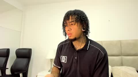 Snapshot of drakescott_ chatting on August 2026 12:15:02 PM Drake big dick online show from August 2026 12:15:02 PM