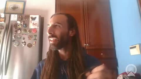 new profile Aircum99  online show from November 2025 05:55:02 PM