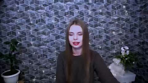 Mari online show from November 2025 06:12:01 AM