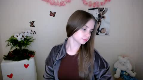 Snapshot of dream_mari chatting on April 2026 06:58:02 AM Mari online show from April 2026 06:58:02 AM