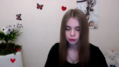 Snapshot of dream_mari chatting on April 2026 07:17:02 AM Mari online show from April 2026 07:17:02 AM