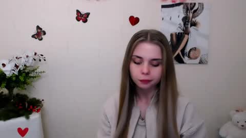 Snapshot of dream_mari chatting on May 2026 07:25:01 AM Mari online show from May 2026 07:25:01 AM