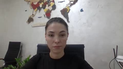 dream_petal_ online show from February 2026 09:24:02 AM