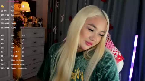 Snapshot of dreamaise chatting on April 2026 05:48:02 PM Mary pvt open use pink and blue app lovense online show from April 2026 05:48:02 PM