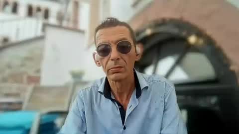 Snapshot of dreambob chatting on July 2026 10:00:01 AM Dreambob online show from July 2026 10:00:01 AM