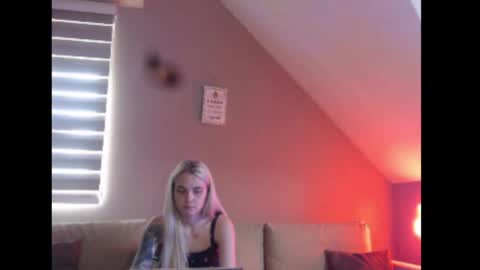 Snapshot of dreamcatcherfantasy chatting on June 2026 07:58:02 AM A girl online show from June 2026 07:58:02 AM