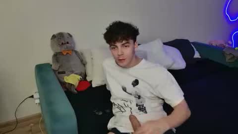 Snapshot of dreamgonetan chatting on October 2025 01:09:02 PM dreamgonetan online show from October 2025 01:09:02 PM