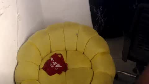 Snapshot of dreamy_wetpussy chatting on June 2026 06:43:02 AM BEAUTY online show from June 2026 06:43:02 AM