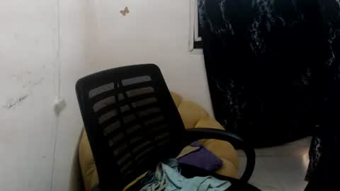 Snapshot of dreamy_wetpussy chatting on June 2026 07:00:02 PM BEAUTY online show from June 2026 07:00:02 PM