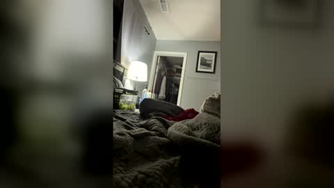 drew863901 online show from April 2026 01:36:01 AM