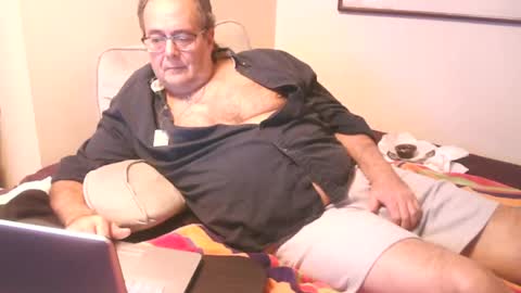 Snapshot of drfeelgood777 chatting on January 2025 03:48:01 AM Dr. Feelgood online show from January 2025 03:48:01 AM