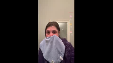 Drippy kitty  online show from January 2026 04:53:02 PM