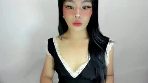 miss. Erika online show from October 2025 09:08:01 AM