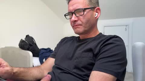 Nick online show from October 2025 10:02:02 AM