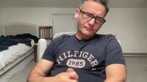 Nick online show from October 2025 01:34:01 PM