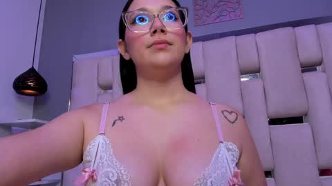 mandy online show from December 2024 04:20:01 PM