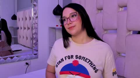 mandy online show from December 2024 07:07:02 PM
