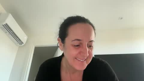 Dr. Resa online show from February 2026 06:46:01 AM